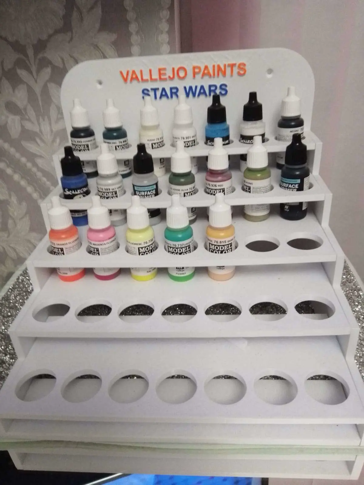 Source preview of the Vallejo Paint holder  3D model by Uhtrids 3D Prints