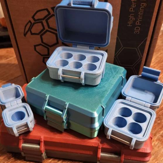 Bronvoorbeeld van het 3D-model vial holder door user3507984269